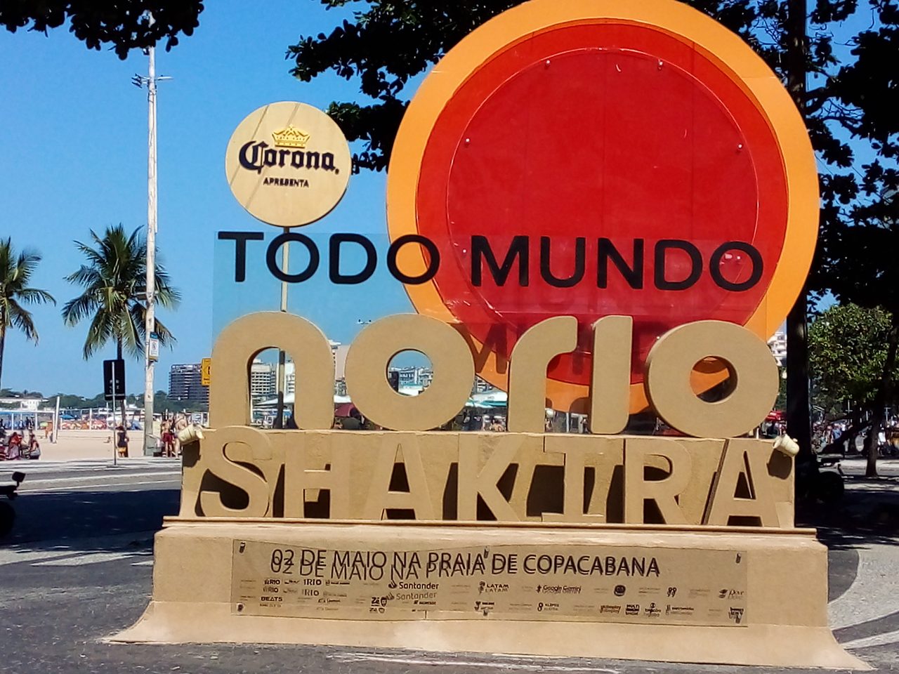 SHAKIRA EM COPACABANA0